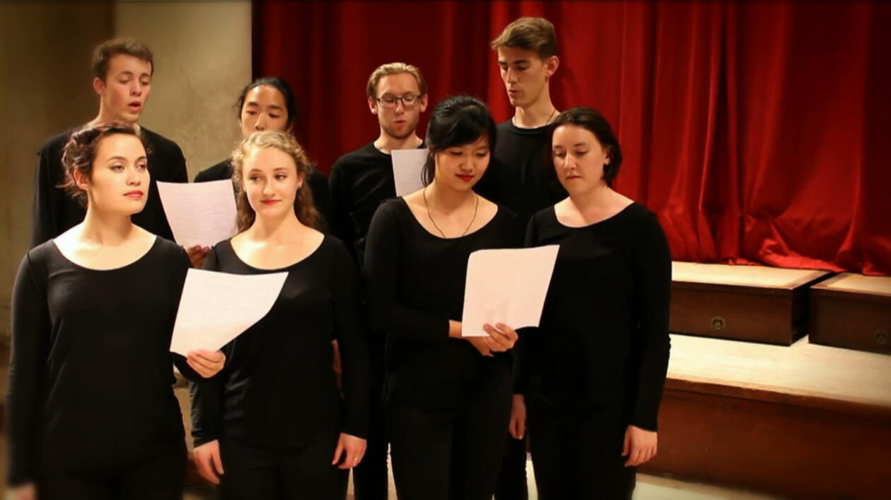 Inspirujące nucenie Camerona. Posłuchaj wyjątkowej przeróbki melodii